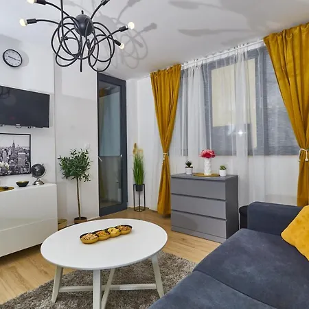 Urban Ivan Apartment *